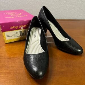 Easy Street Fabulous Black Croco Classic Pump Women's Size 7.5 Wide EUC